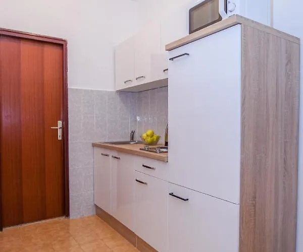 Appartement Kate Pag Town